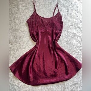 Vintage Victoria’s Secret Gold Label nighty